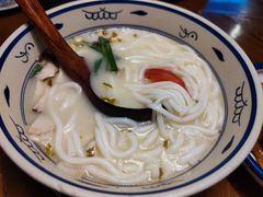 -雀舞云南菜(天津天河城购物中心店)