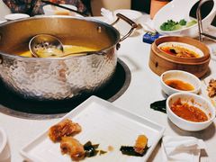 -煲王粤菜餐厅(中侨中心店)