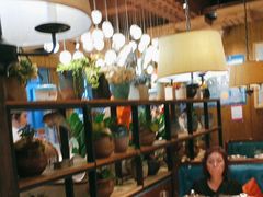 -领鲜活海鲜榴莲自助火锅(东门店)