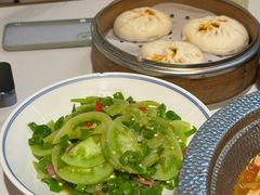 火腿肉炒青番茄-老馆子·建德菜·山肴鱼鲜(海威新界店)