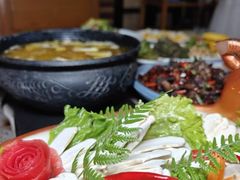 -三锅莊·牦牛肉火锅·香格里拉特色藏餐宴请餐厅(昆明创始店)