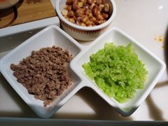 -左庭右院鲜牛肉火锅(浦江欢乐颂店)