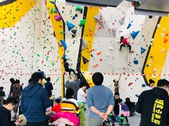 -问山MountQuest攀岩馆