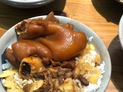 -红猪卤肉饭(大西洋美食城店)