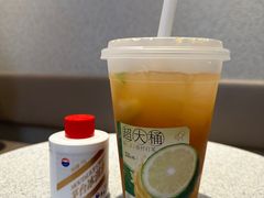 -喜茶(北京华贸购物中心店)
