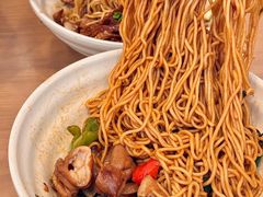 -佬钱湾仔(衣裳街店)