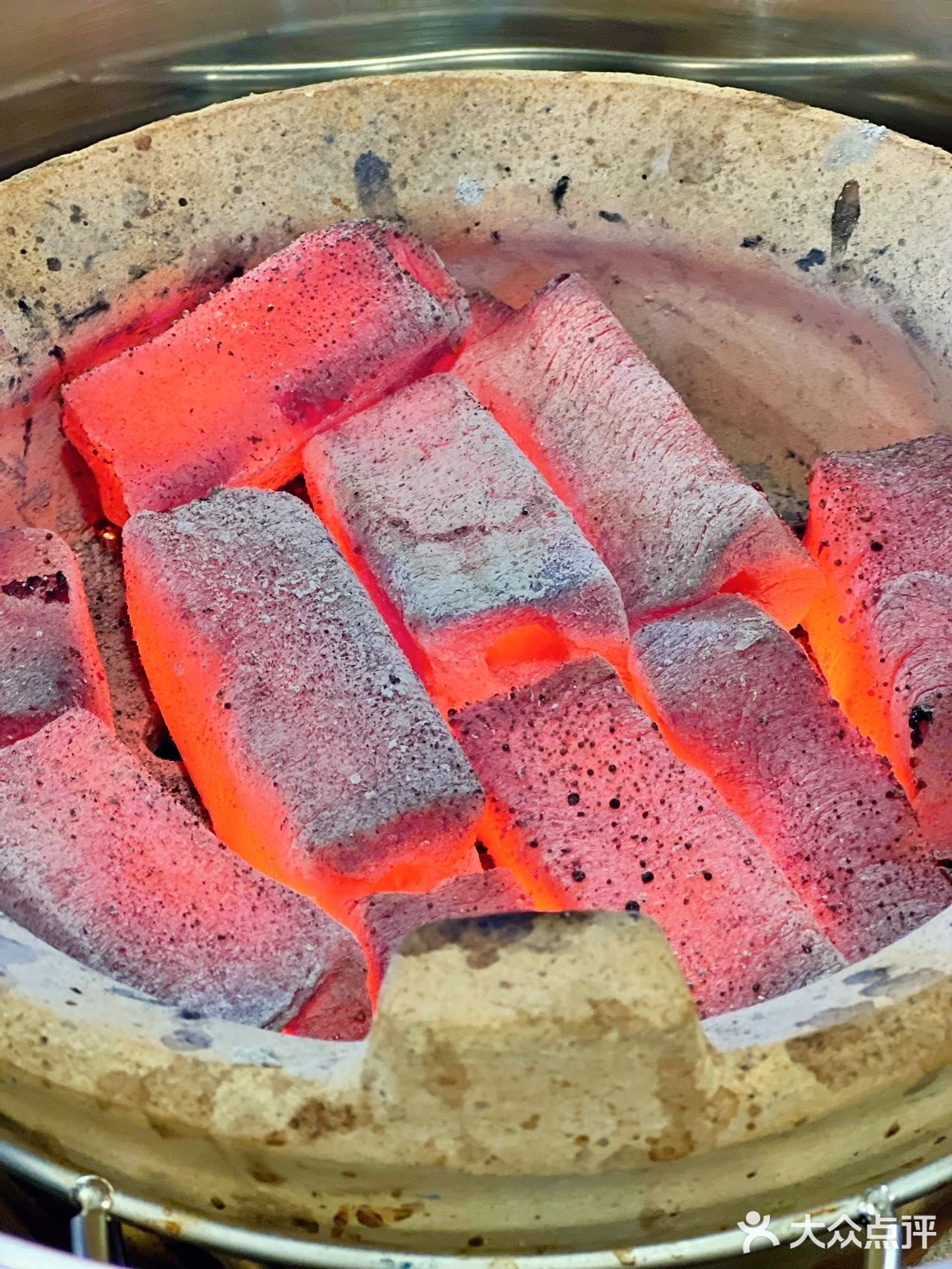 近期想推荐的卖肉店，炭火牛腩煲真的好吃![强]