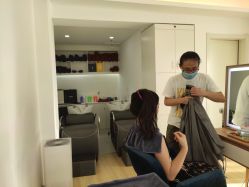 -E.L.K造型momopark店