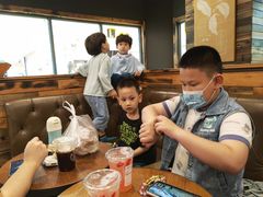 -星巴克臻选(青岛麦凯乐分店)
