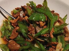 -绿草地·湘菜(酃湖师院店)