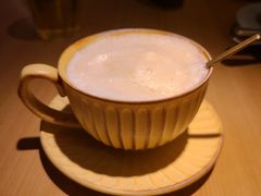 意式鲜奶咖啡-Lia Cafe Bar Restaurant松山咖啡屋