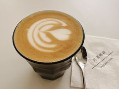 -边渡咖啡烘焙店(昙华林店)