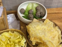 -颐辰舍岁岁羊(文昌万达景园店)