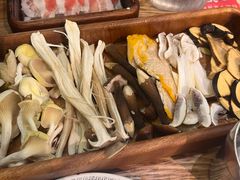 -菌小白火锅(时尚天河店)
