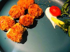 -春树下·树屋花房西餐厅(罍街AS1980店)