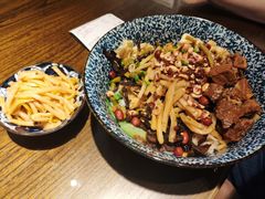 -粉家柳州螺蛳粉(杨宅路店)