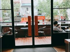 -星巴克(武汉欧利新天地店)