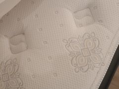 -Simmons席梦思床垫(市北富尔玛店)