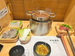 -独食火锅·半米屋台(直营总店)