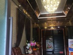 -半岛公馆(淞兴西路店)