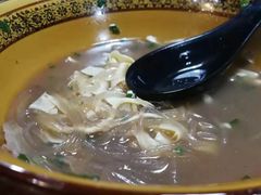 千张-陆记牛庄·碳锅龙虾烧烤(爱上花园店)