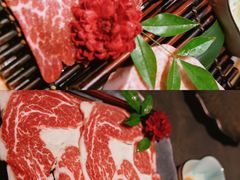 -铭牛烧肉·和牛海鲜自助(高新月牙湖店)