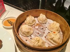 蟹粉小笼包-绿波廊(豫园店)