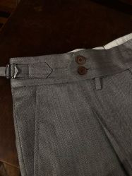 -Flora婚纱礼服定制租赁店