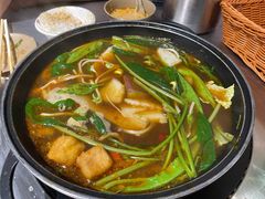 -辛森家猪蹄火锅(台东店)