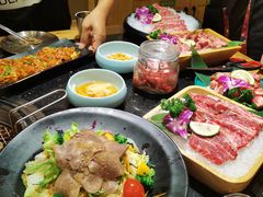 -韩烧牛中牛·甄选黑牛烤肉(黑金店)