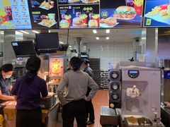 -麦当劳(城西银泰店)