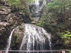 -藏龙百瀑风景区