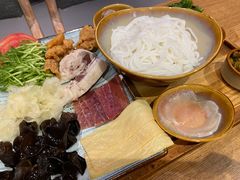 -麦麦山云南菜(复地活力城店)