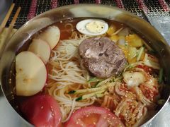 -马路牙子地桌烤肉(工体店)