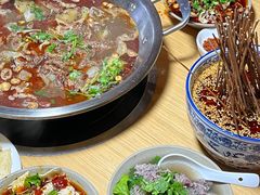 -大众跷脚牛肉馆·非遗传承单位(峨眉山店)