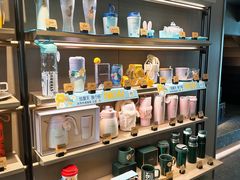 -星巴克臻选(上海今潮8弄店)
