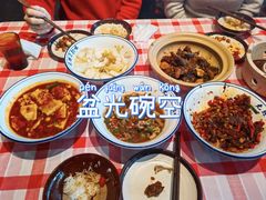 -笨豆腐居民楼菜馆•江西小炒(天津开发区店)