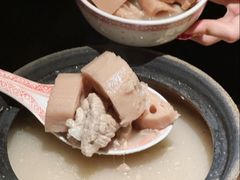 -莲餐厅·湖北菜·潜江小龙虾店(愚园路店)