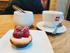 -滴血救世主教堂