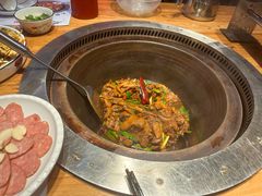 -山河屯铁锅炖·非遗东北菜(南山店)
