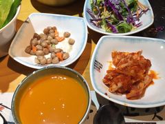 -唯成•韩国炭火烤肉 유성고기