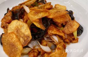 Potato Slices with Fried Pork