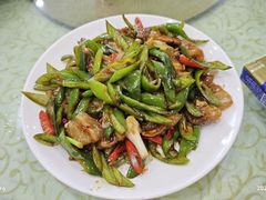-鹏城人家海鲜酒家·23年老字号(较场尾店)