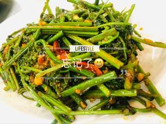 -明记烧鱼美味店