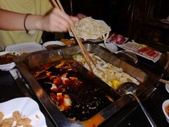 -百年川椒重庆老火锅(光谷店)