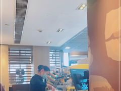 -麦当劳(新华路步步高店)