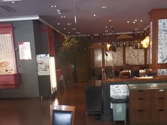 -八府香鸭·啫啫煲(华山路店)