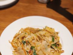 -觅山云南菜(泊富ICITY店)