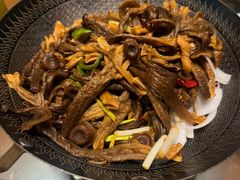 -鲁南仔·滕州炒鸡(经三路店)