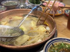 -洱火云南酸菜牛肉火锅(石景山当代商城店)